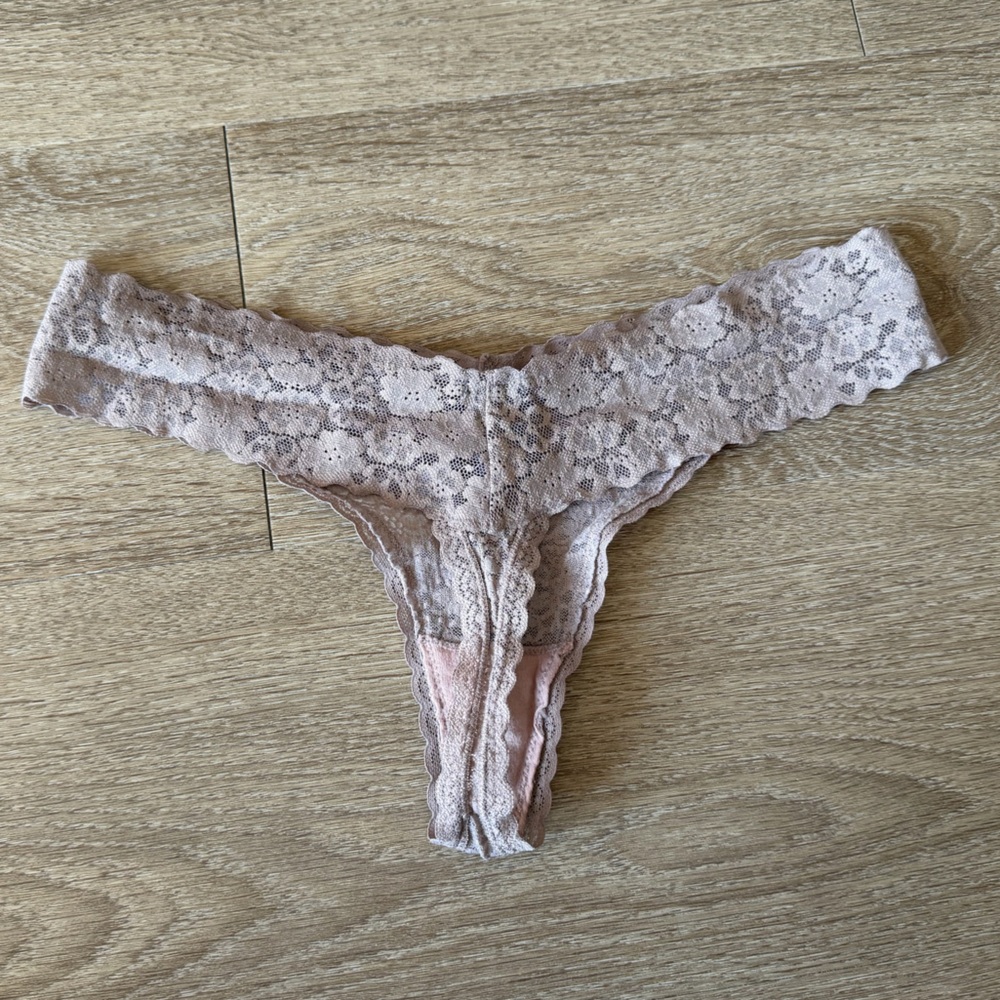 Aerie Nude Lace Thong Women’s Floral Stretch Panty Minimal Coverage - Picture 6 of 8
